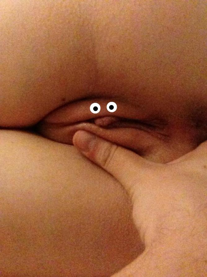 26 Funny Pussy Pictures (These Girls Do Crazy Stuff With Their Vaginas) -  Much Fap Porn Blog
